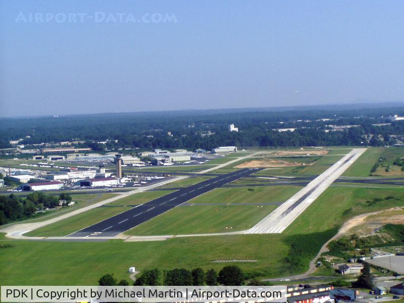 Dekalb-peachtree Airport (PDK) - Right Base for 2R