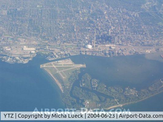 Toronto City Centre Airport, Toronto, Ontario Canada (YTZ) - Nice view on Toronto's City Airport, CN Tower and Skydome