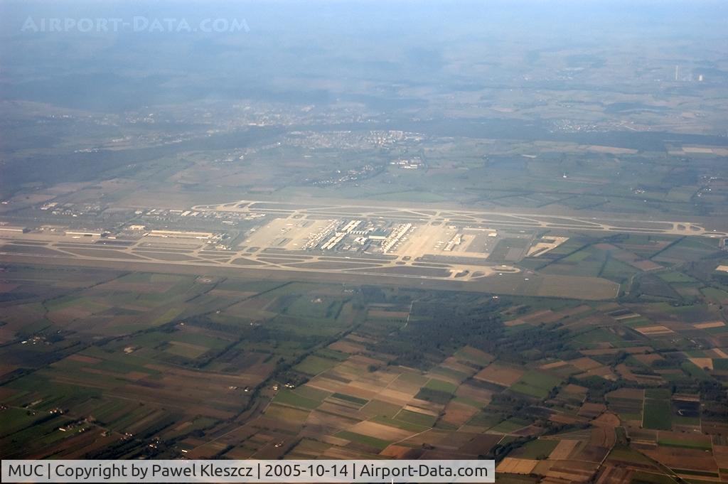 Munich International Airport (Franz Josef Strauß International Airport), Munich Germany (MUC) - 10 min before landing