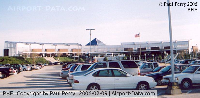 Newport News/williamsburg International Airport (PHF) - Terminal seen from the primary parking lot