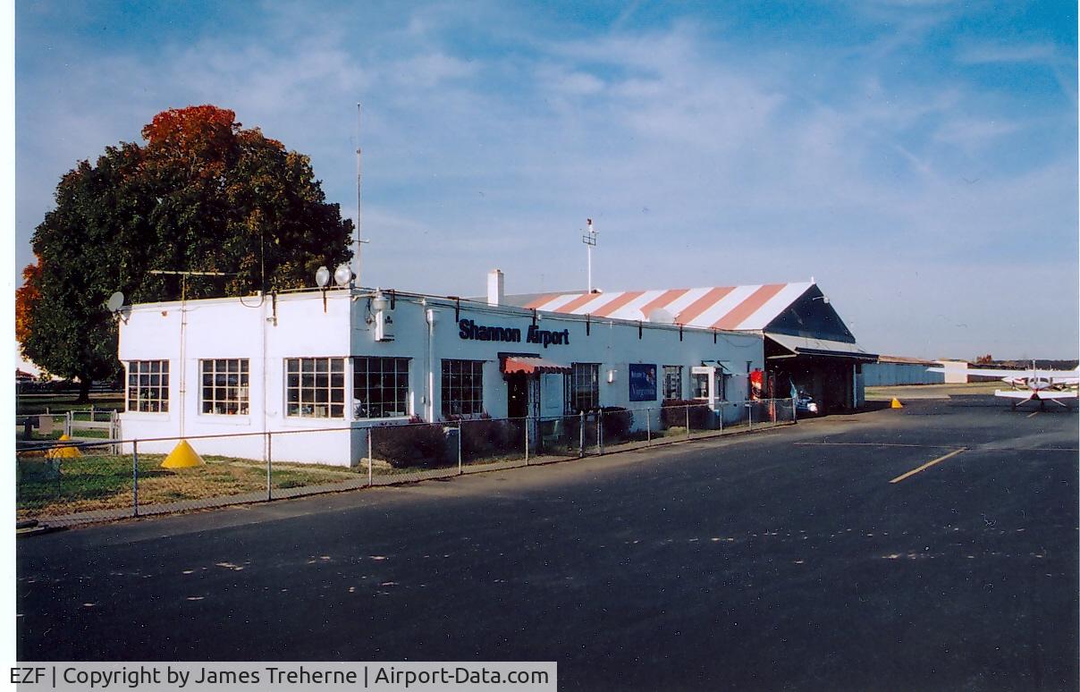Shannon Airport (EZF) - Shannon Airport  2005