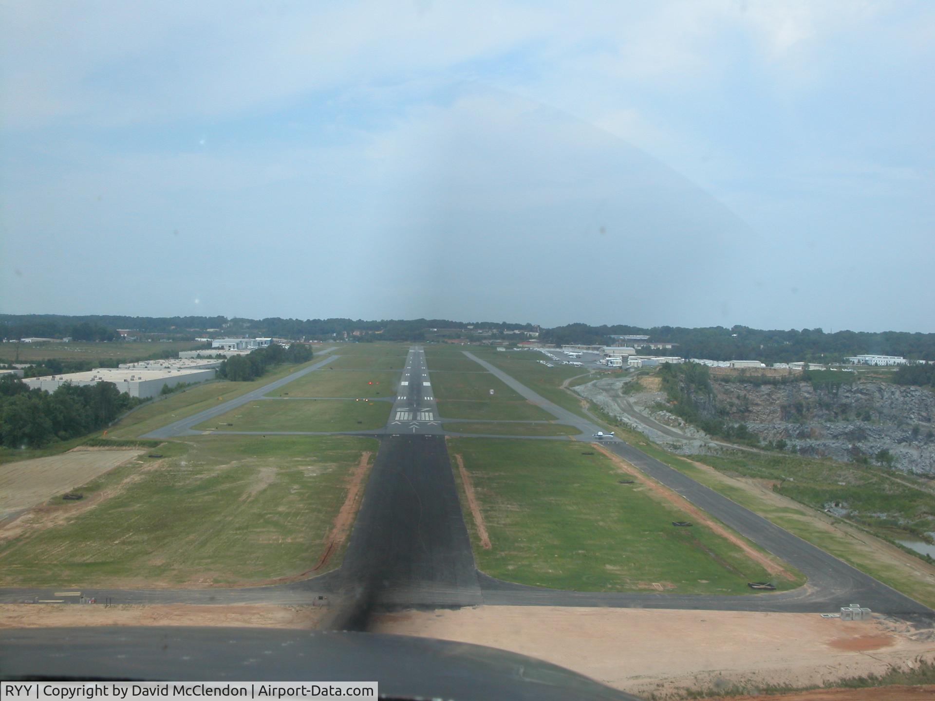 Cobb County-mc Collum Field Airport (RYY) - short final rwy 27 showing rwy extention construction