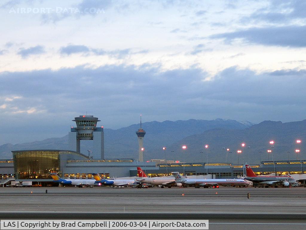 Harry Reid International Airport (LAS) - McCarran 'D' Gates - Getting ready for another day.