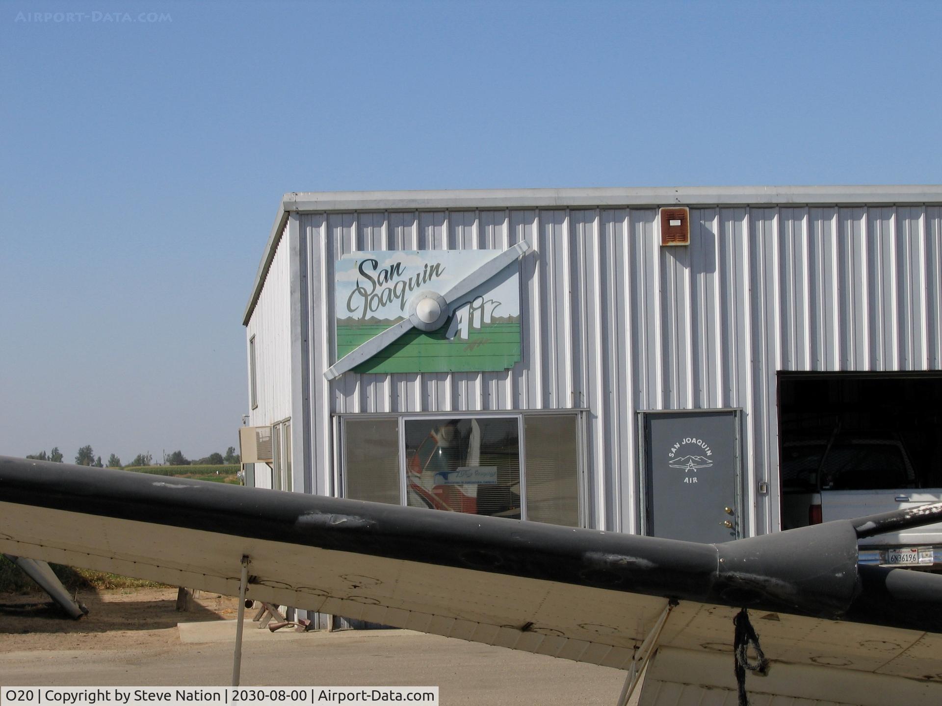 Kingdon Airpark Airport (O20) - San Joaquin Air shop on Lodi-Kingdon Airport, CA