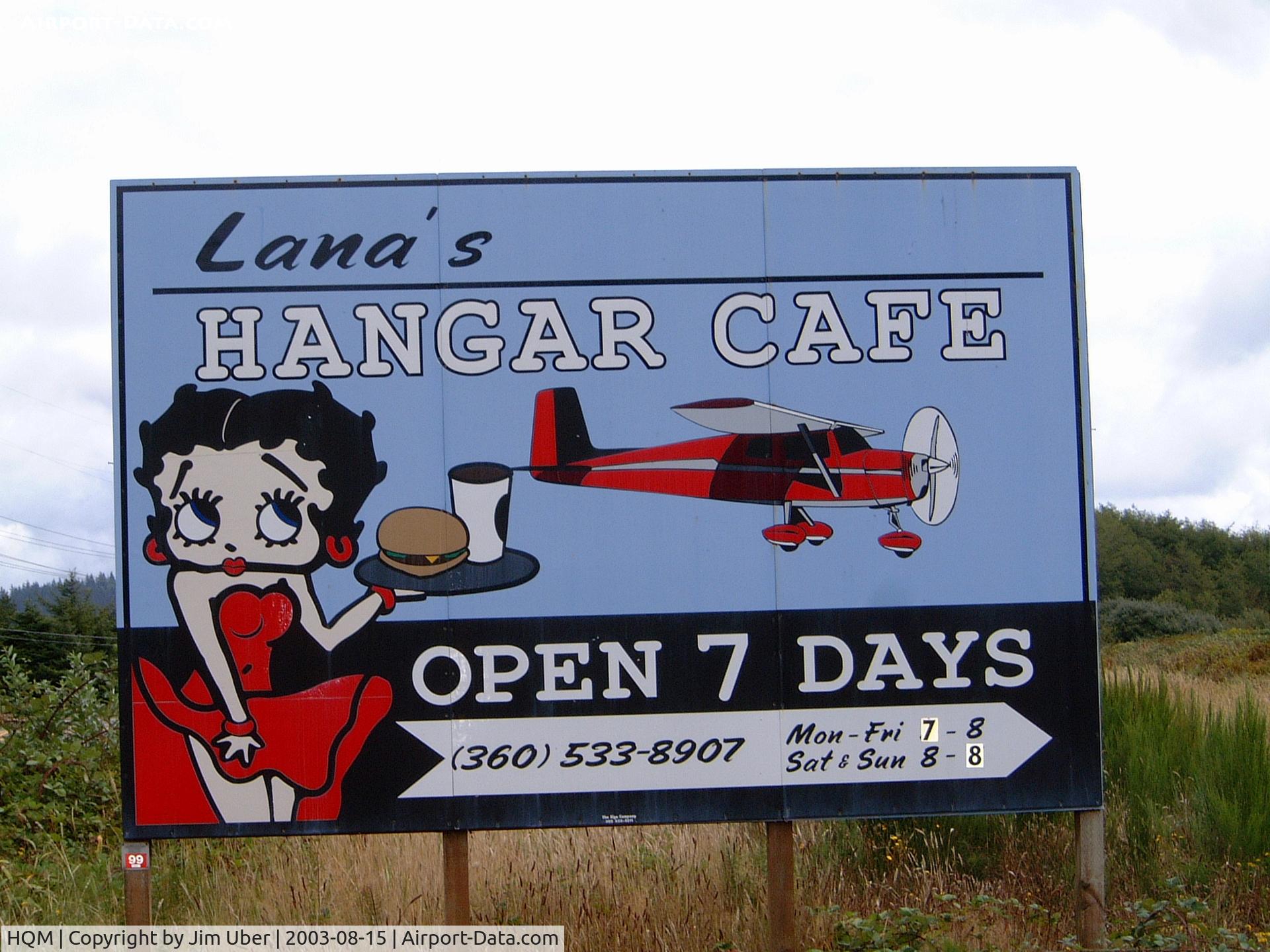Bowerman Airport (HQM) - Neat coffee shop at Bowerman