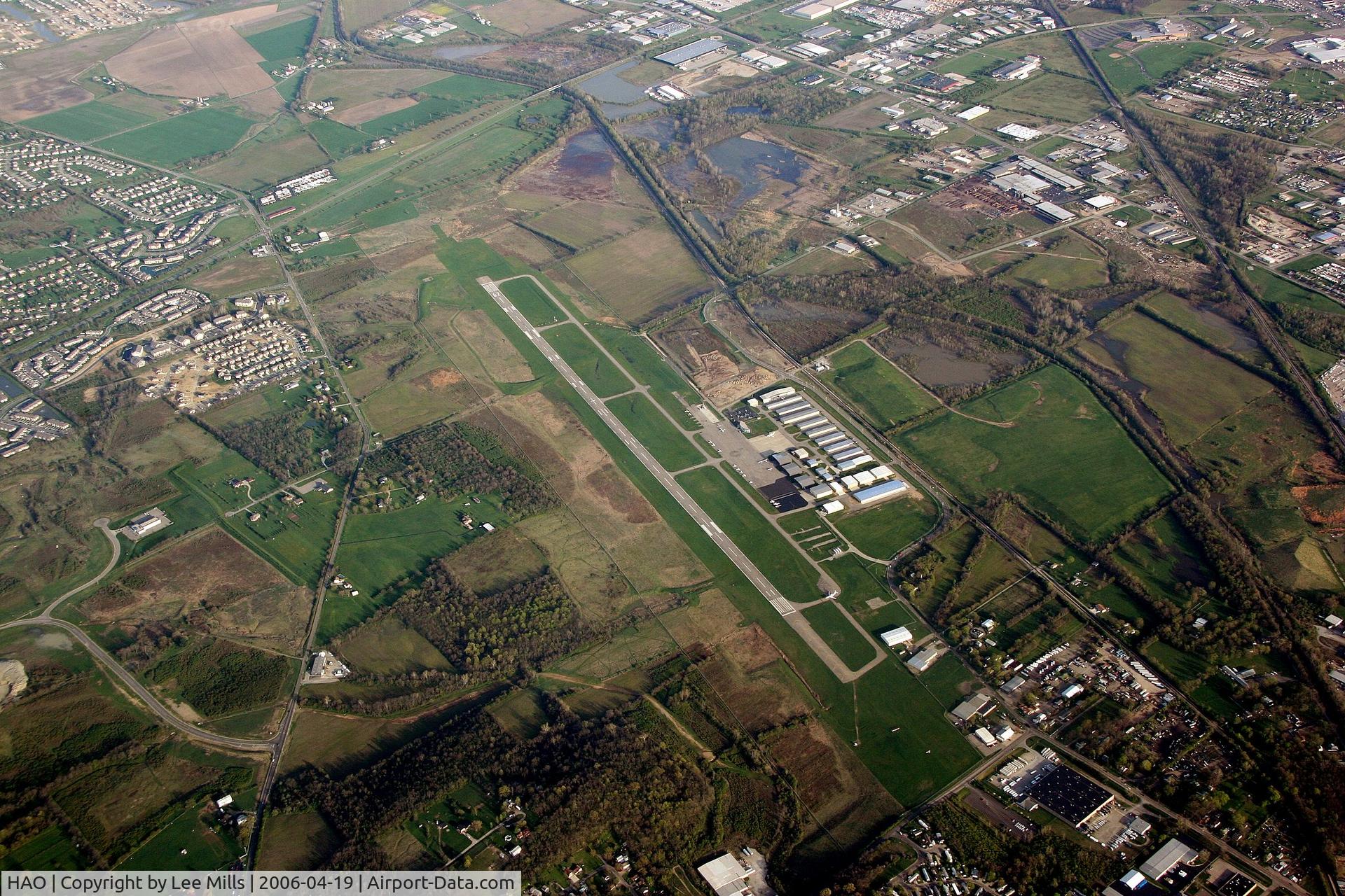 Butler Co Rgnl-hogan Field Airport (HAO) - Laning in CVG I caught a glimpse of HAO.