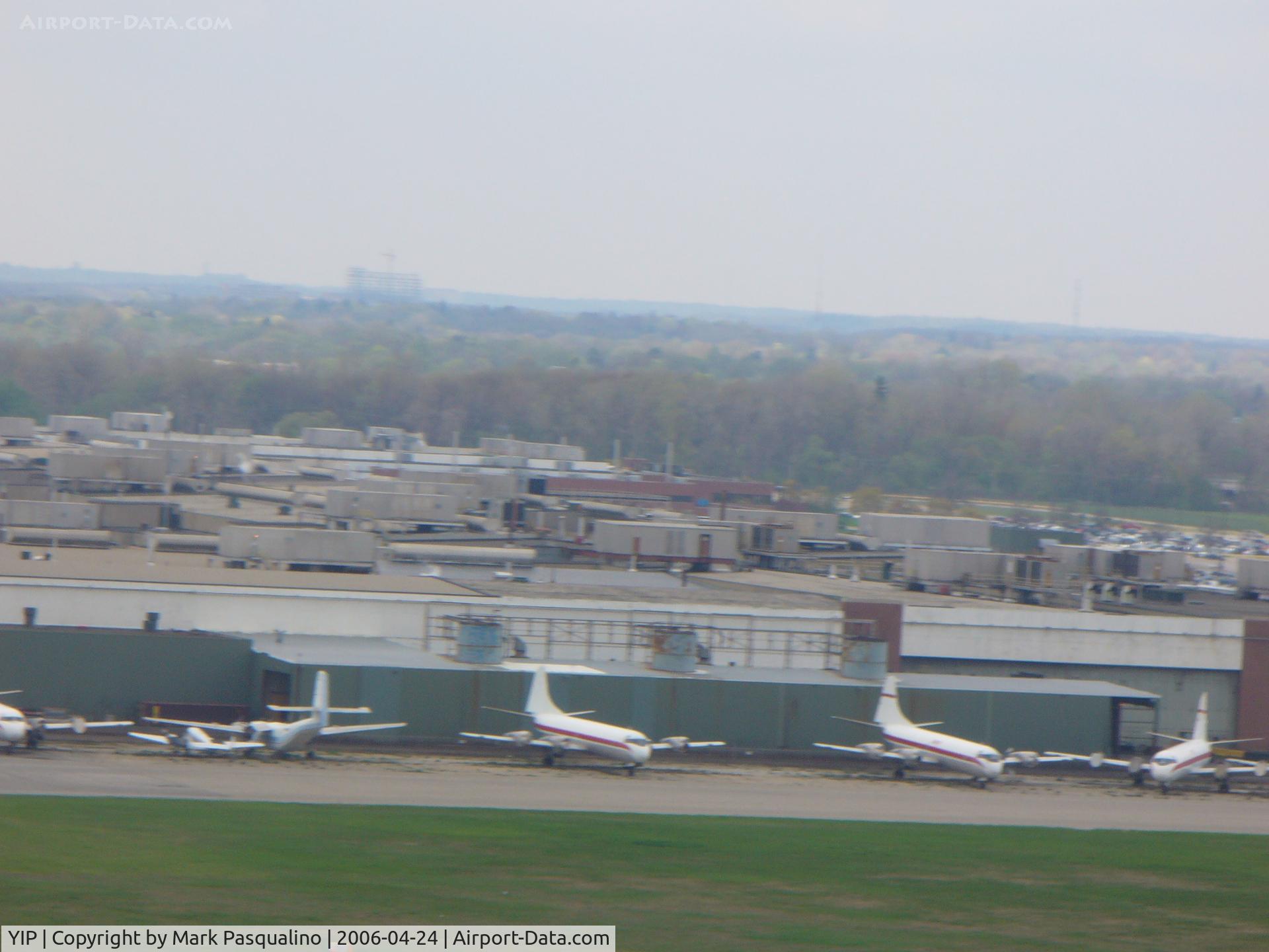 Willow Run Airport (YIP) - West Ramp