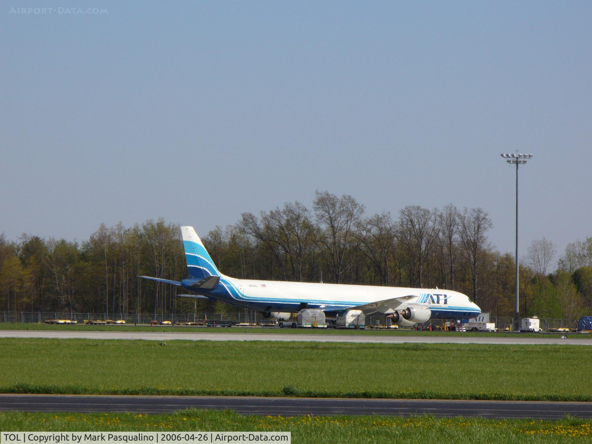 Toledo Express Airport (TOL) - South Ramp