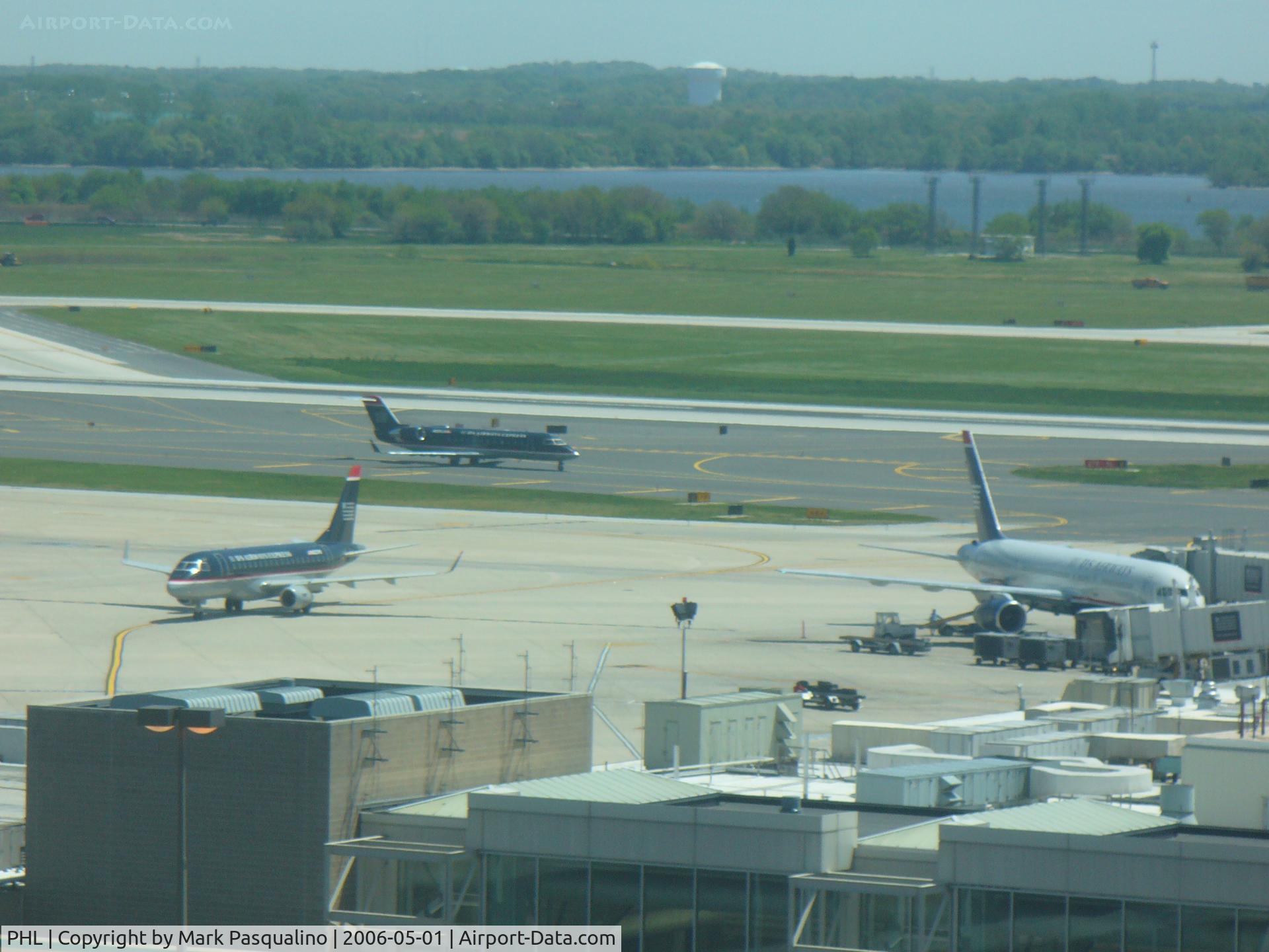 Philadelphia International Airport (PHL) - Ramp