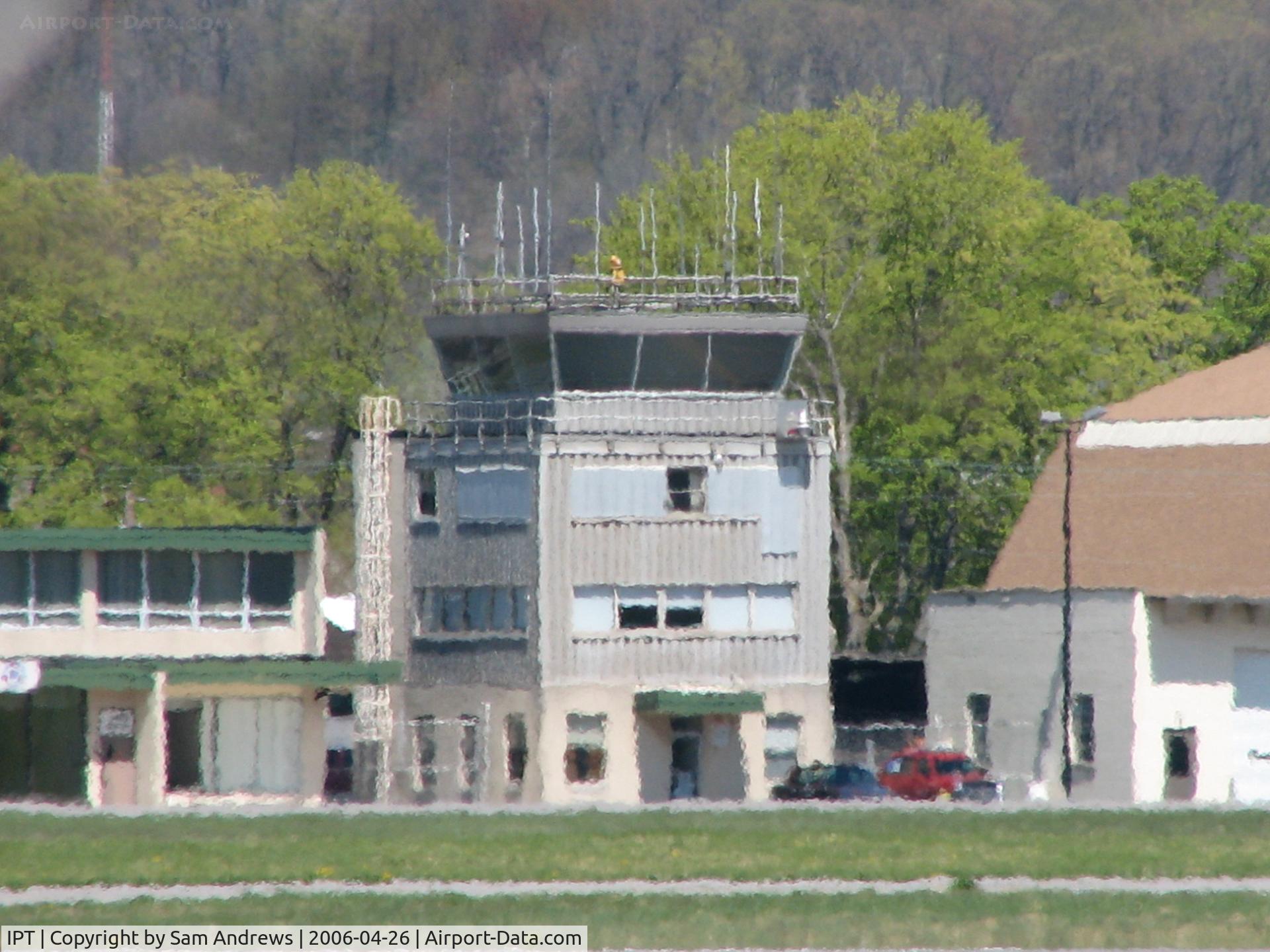 Williamsport Regional Airport (IPT) - Tower through the heat waves