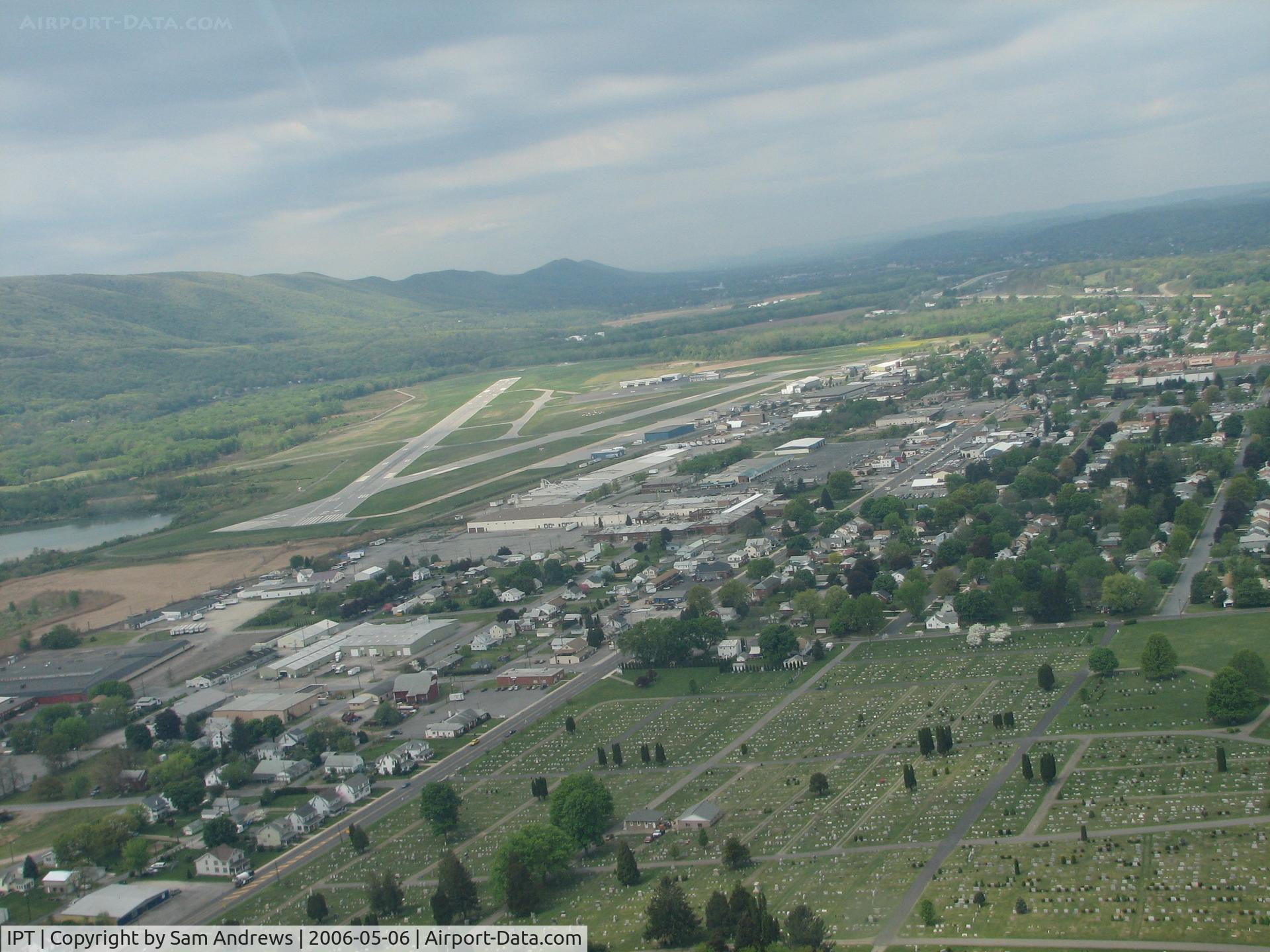 Williamsport Regional Airport (IPT) - Base RWY 30