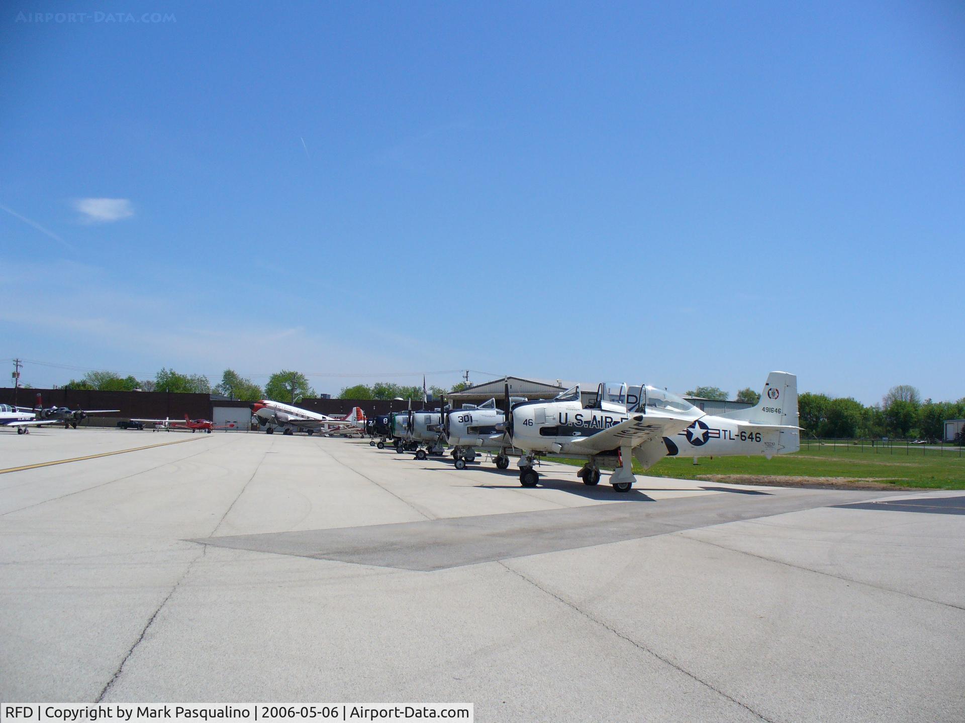 Chicago/rockford International Airport (RFD) - Courtesy Aircraft Ramp