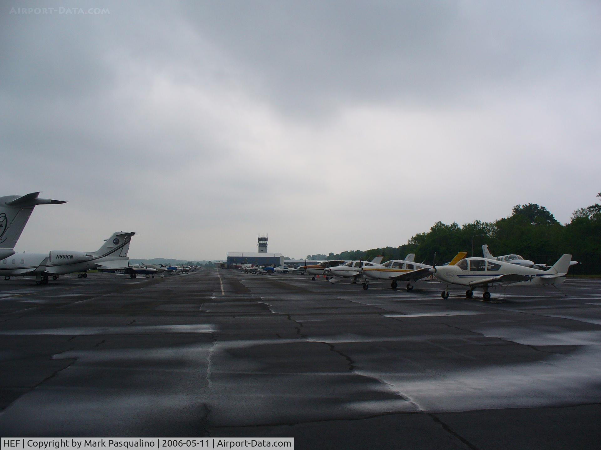 Manassas Rgnl/harry P. Davis Field Airport (HEF) - West Ramp