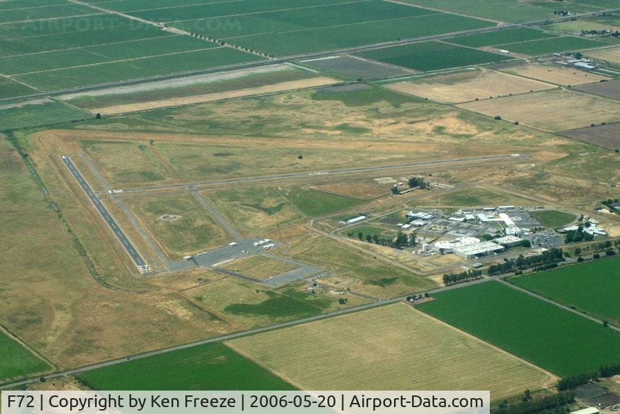 Franklin Field Airport (F72) - Franklin from the east