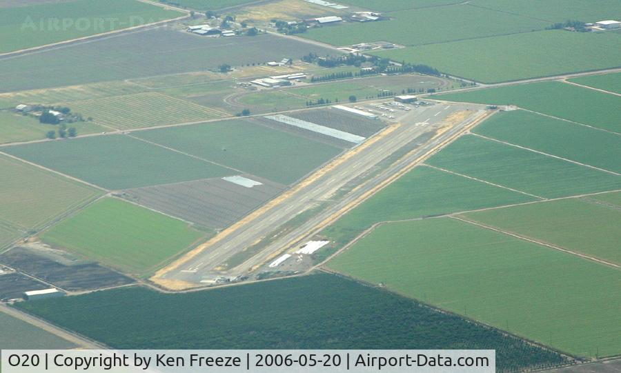 Kingdon Airpark Airport (O20) - Kingdon from the NW