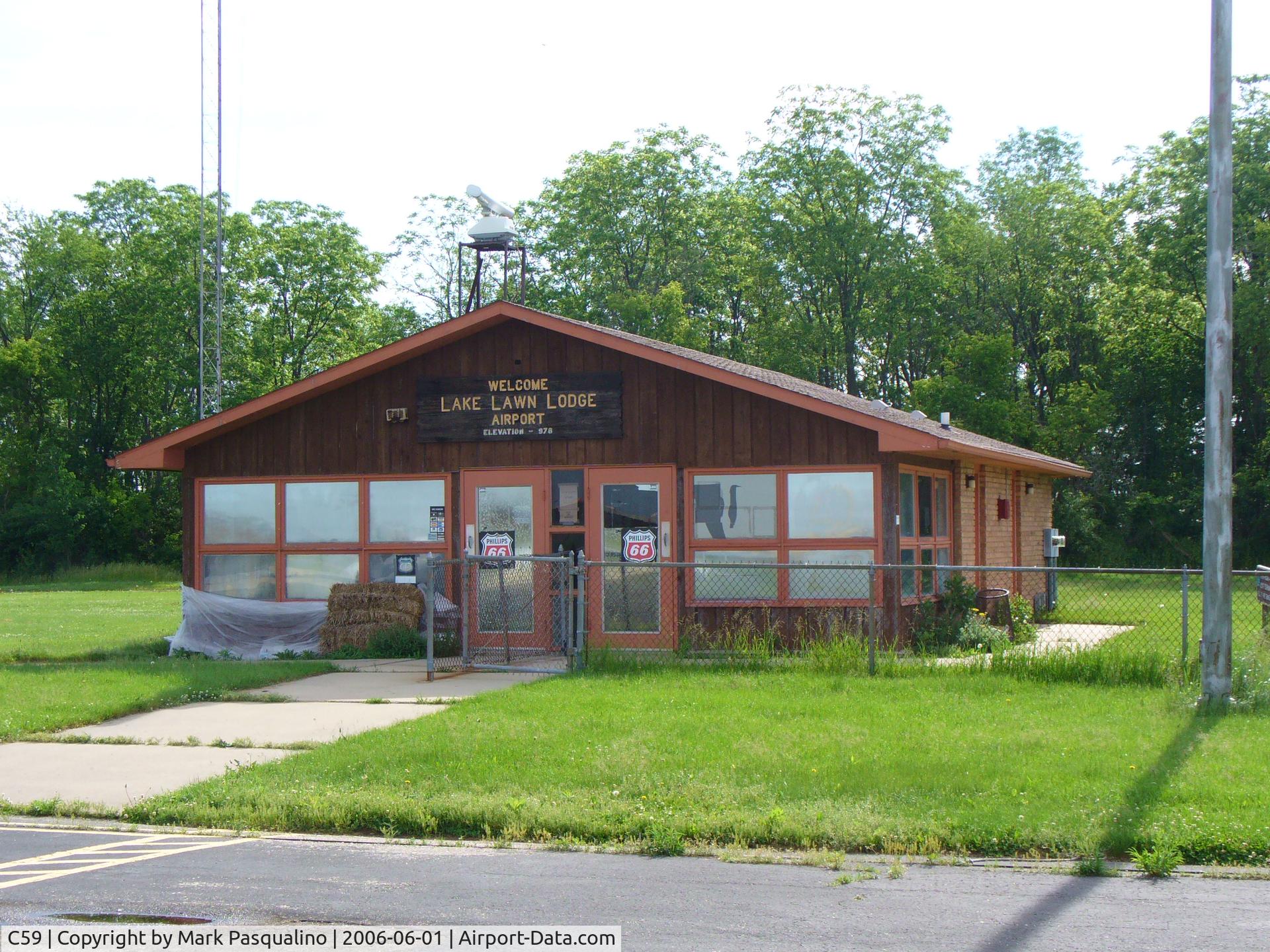 Lake Lawn Airport (C59) - Main Terminal