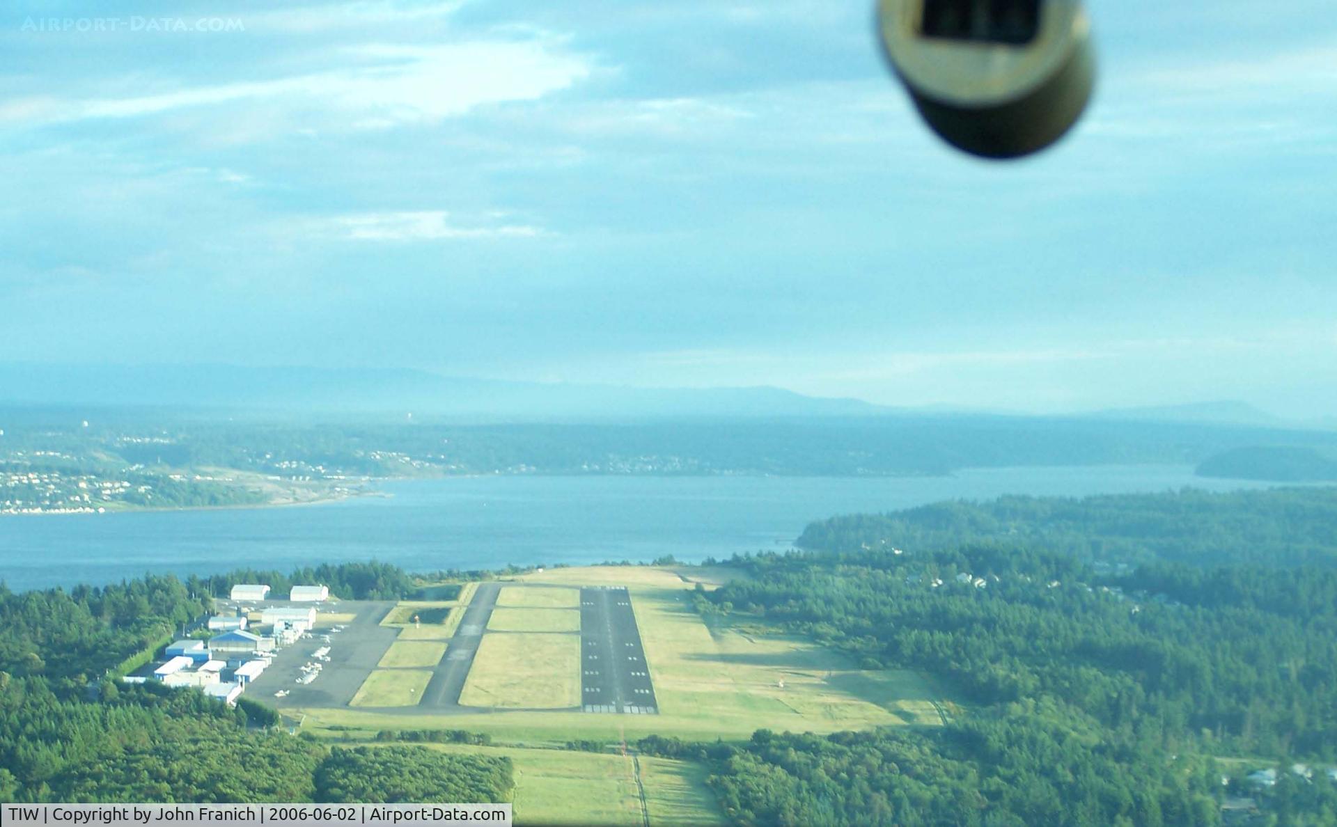 Tacoma Narrows Airport (TIW) - From N6545R