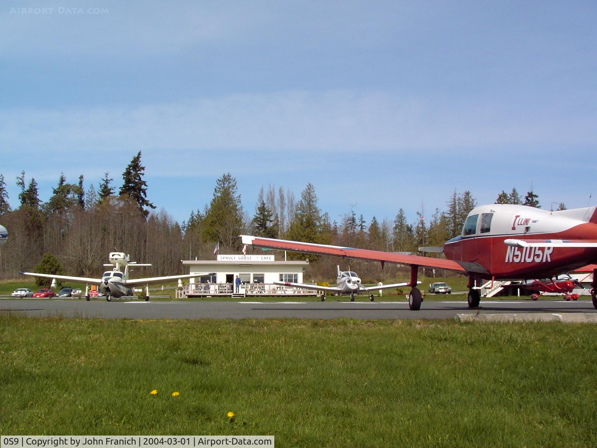 Jefferson County International Airport (0S9) - Spruce Goose - Great Food