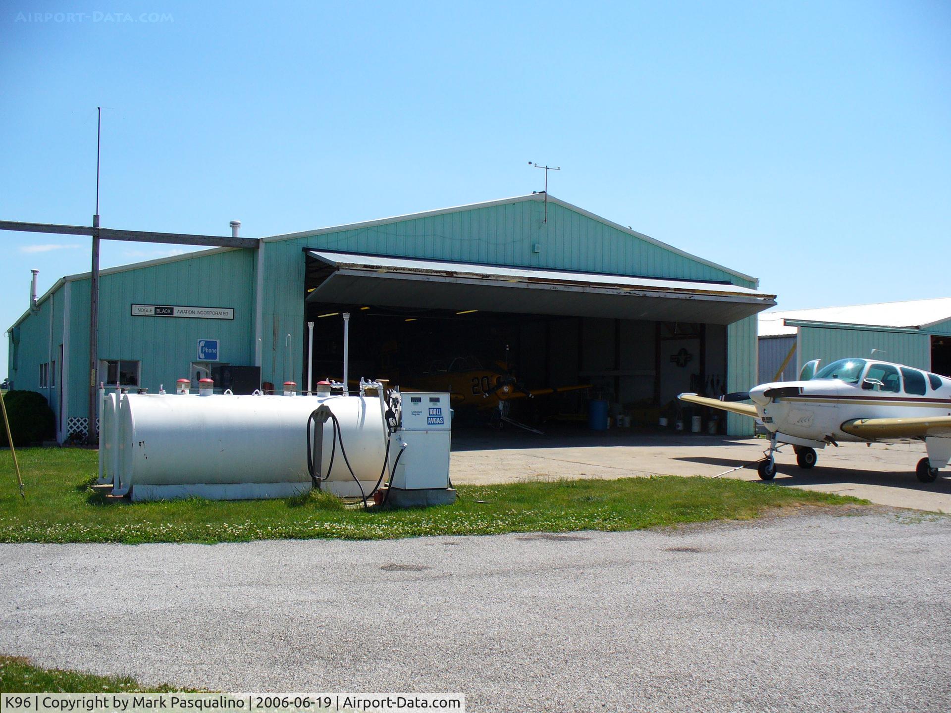 Tuscola Airport (K96) - Tuscola, IL