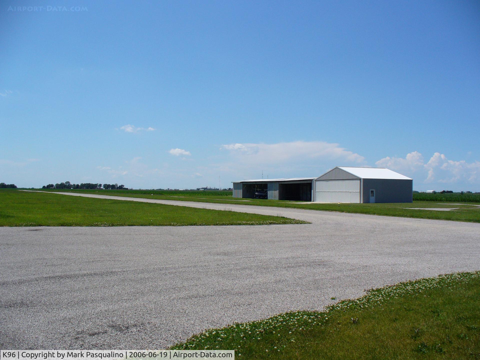 Tuscola Airport (K96) - Tuscola, IL