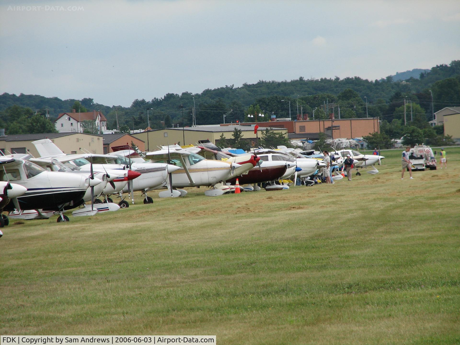 Frederick Municipal Airport (FDK) - The flight line at the 2006 AOPA Fly-in.