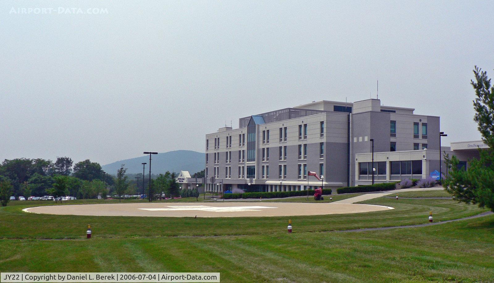 JY22 Airport - Neat helipad offers quick access to brand-new emergency wing.