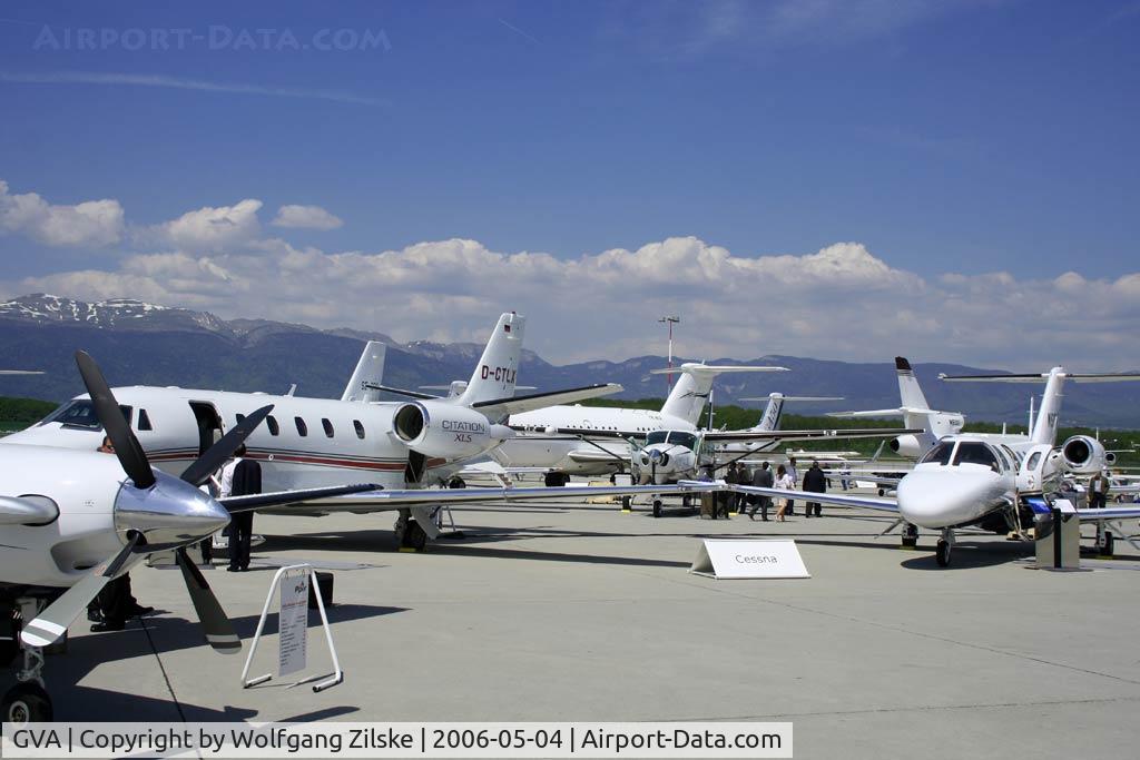 Geneva Cointrin International Airport, Geneva Switzerland (GVA) - EBACE 2006