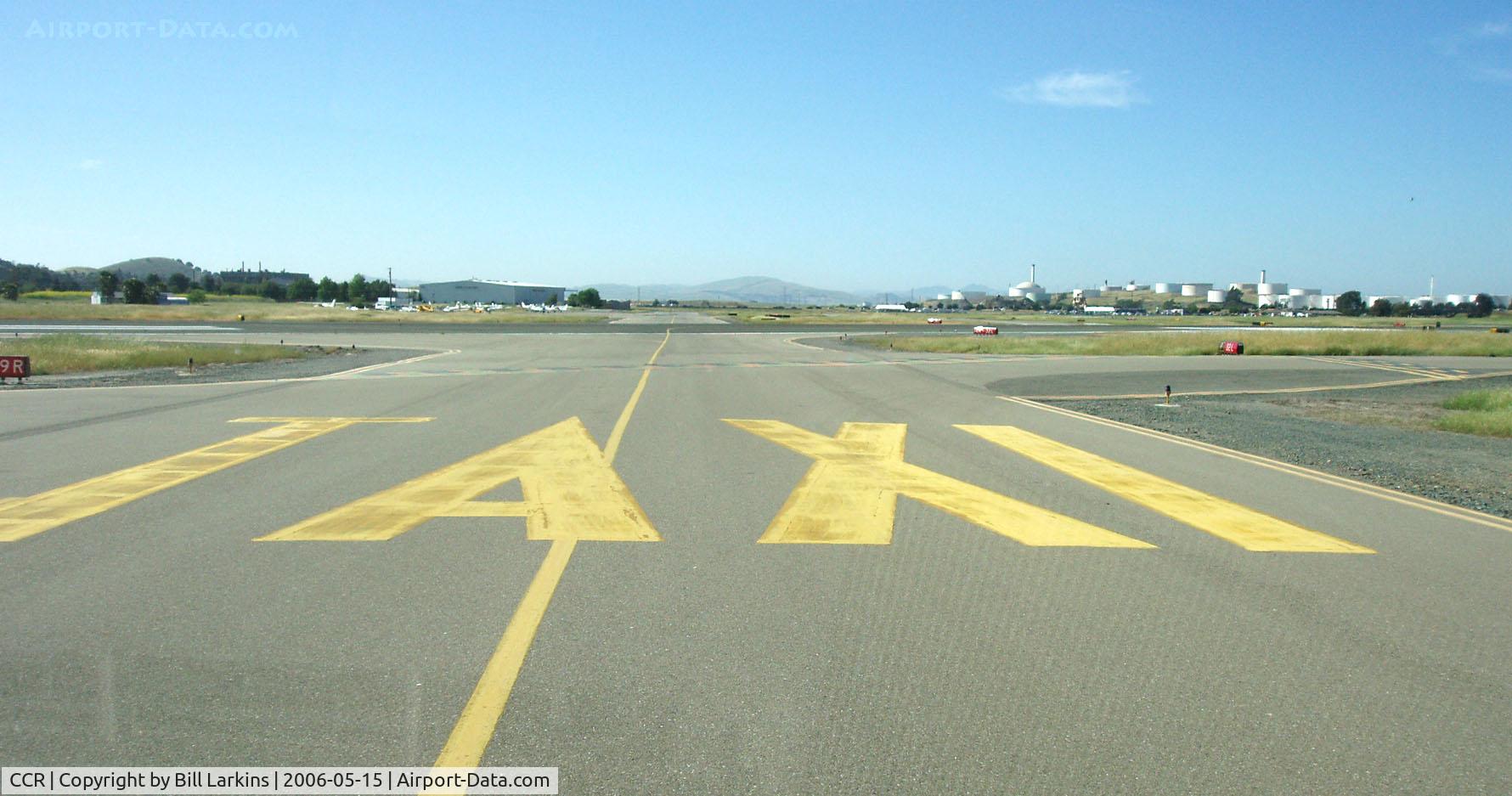 Buchanan Field Airport (CCR) - Taxi Strip