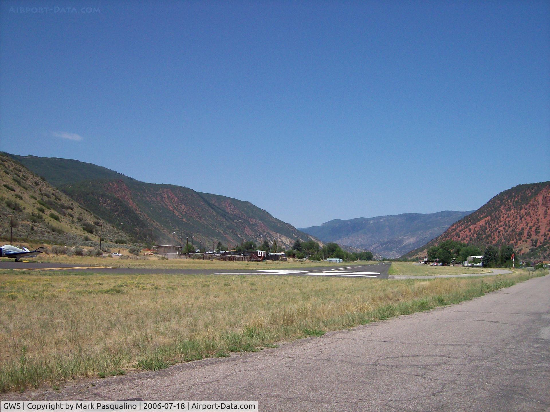 Glenwood Springs Municipal Airport (GWS) - Runway 32 threshold