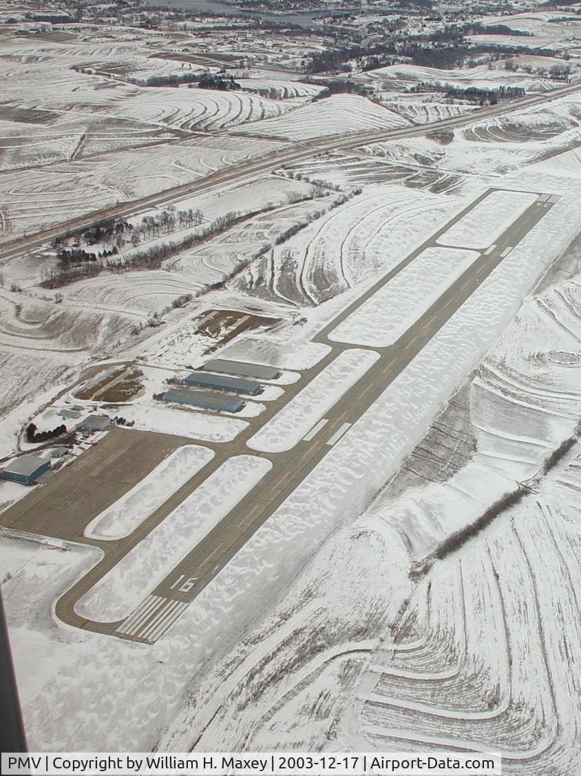Plattsmouth Municipal Airport (PMV) - PMV in Winter