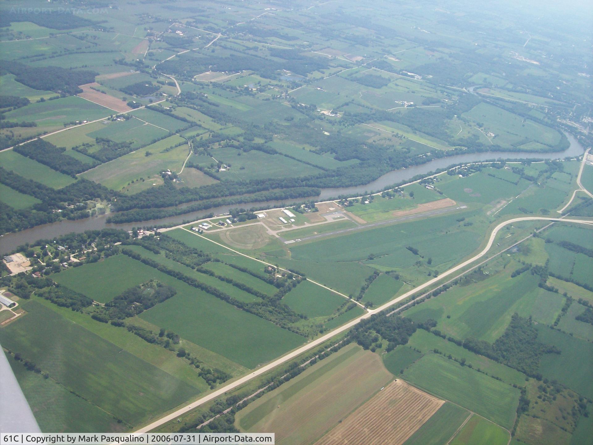 Fort Atkinson Municipal Airport (61C) - Fort Atkinson, WI