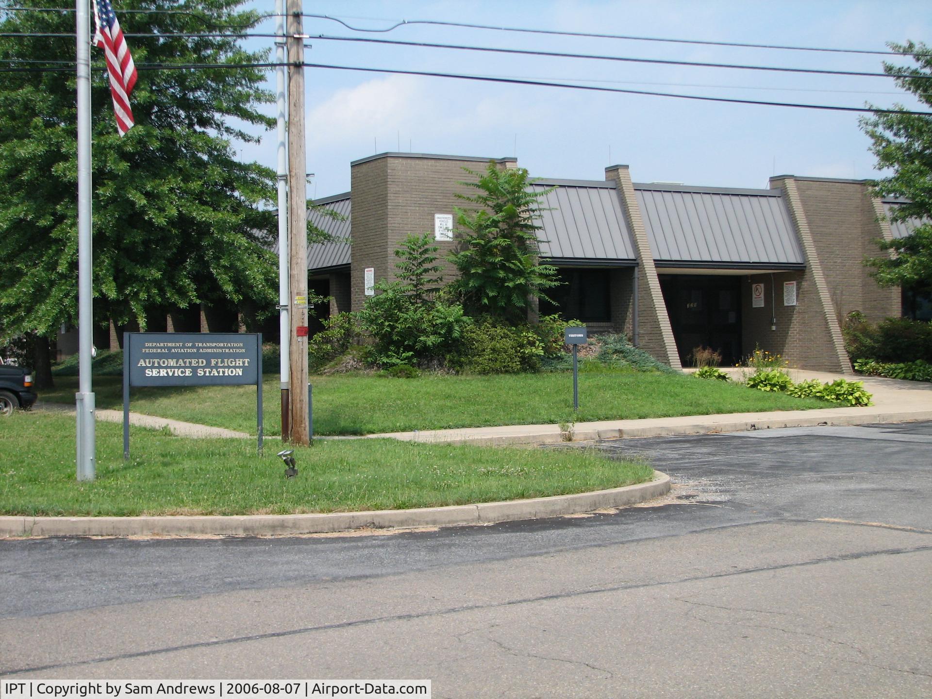 Williamsport Regional Airport (IPT) - The Williamsport AFSS.  Are they gonna close this place or not?