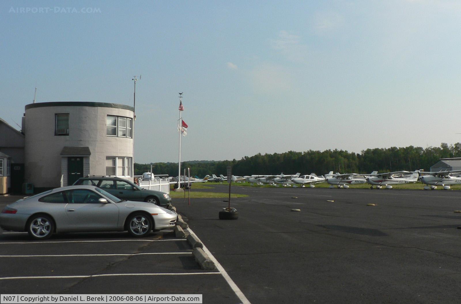 Lincoln Park Airport (N07) - Lincoln Park Airport accommodates a variety of private and small business aircraft in north central New Jersey.