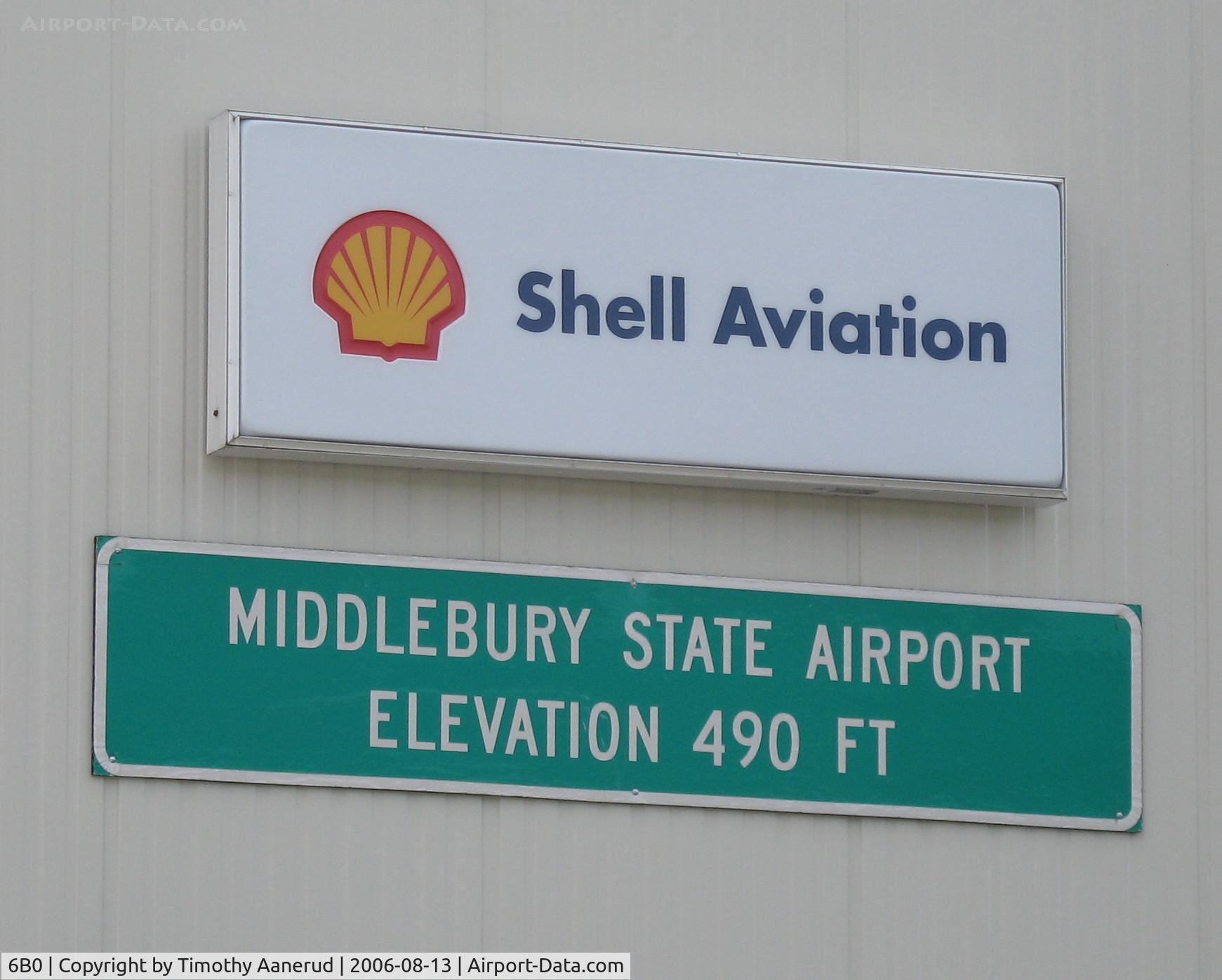 Middlebury State Airport (6B0) - signage