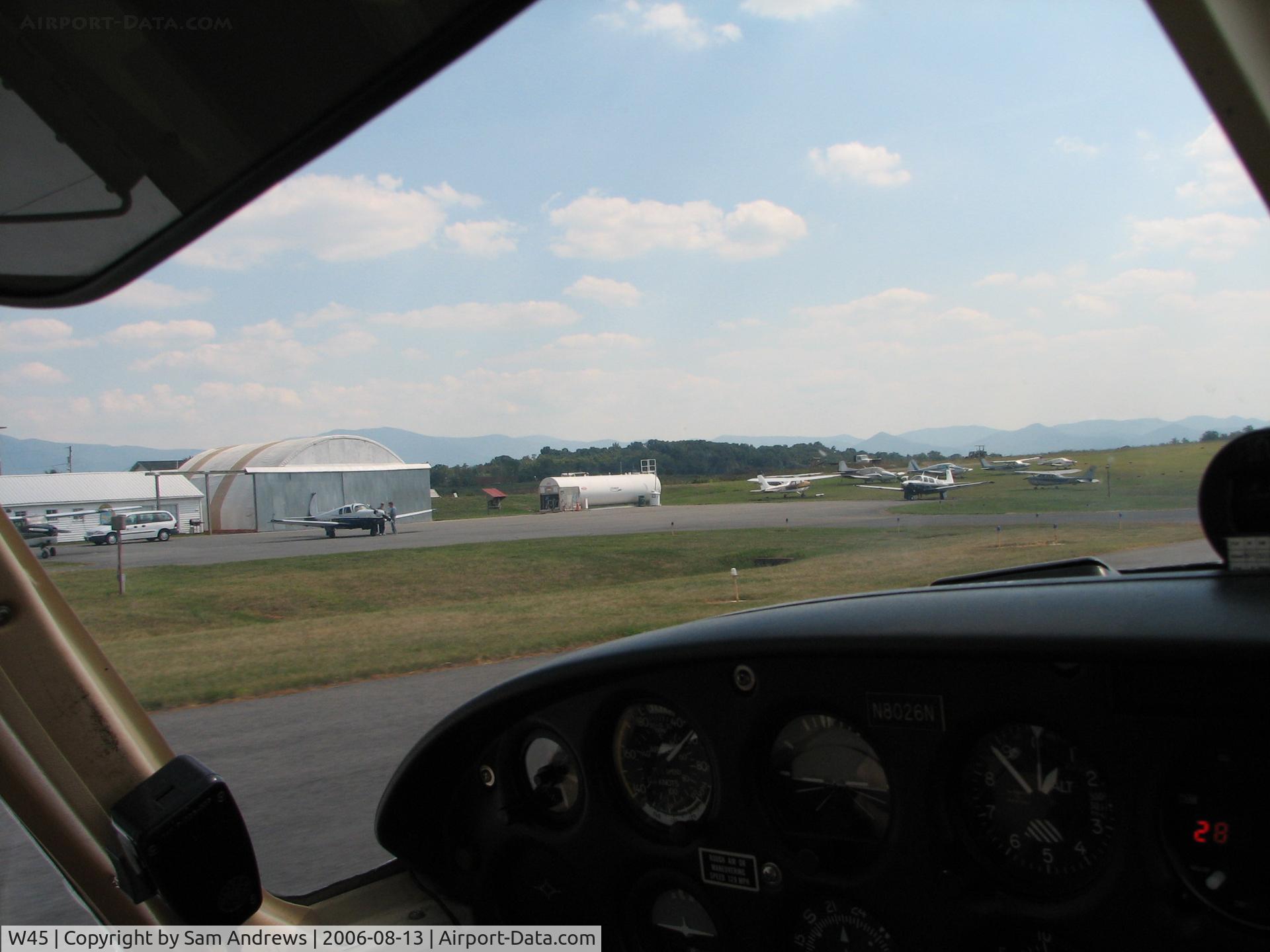 W45 Airport - from the runway 22