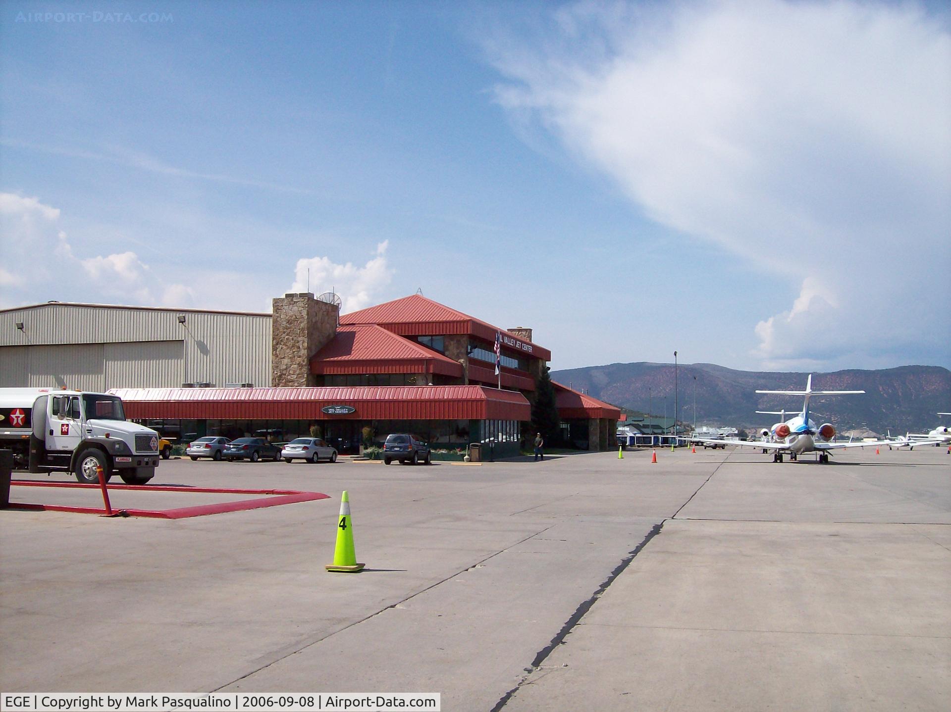 Eagle County Regional Airport (EGE) - General Aviation Terminal