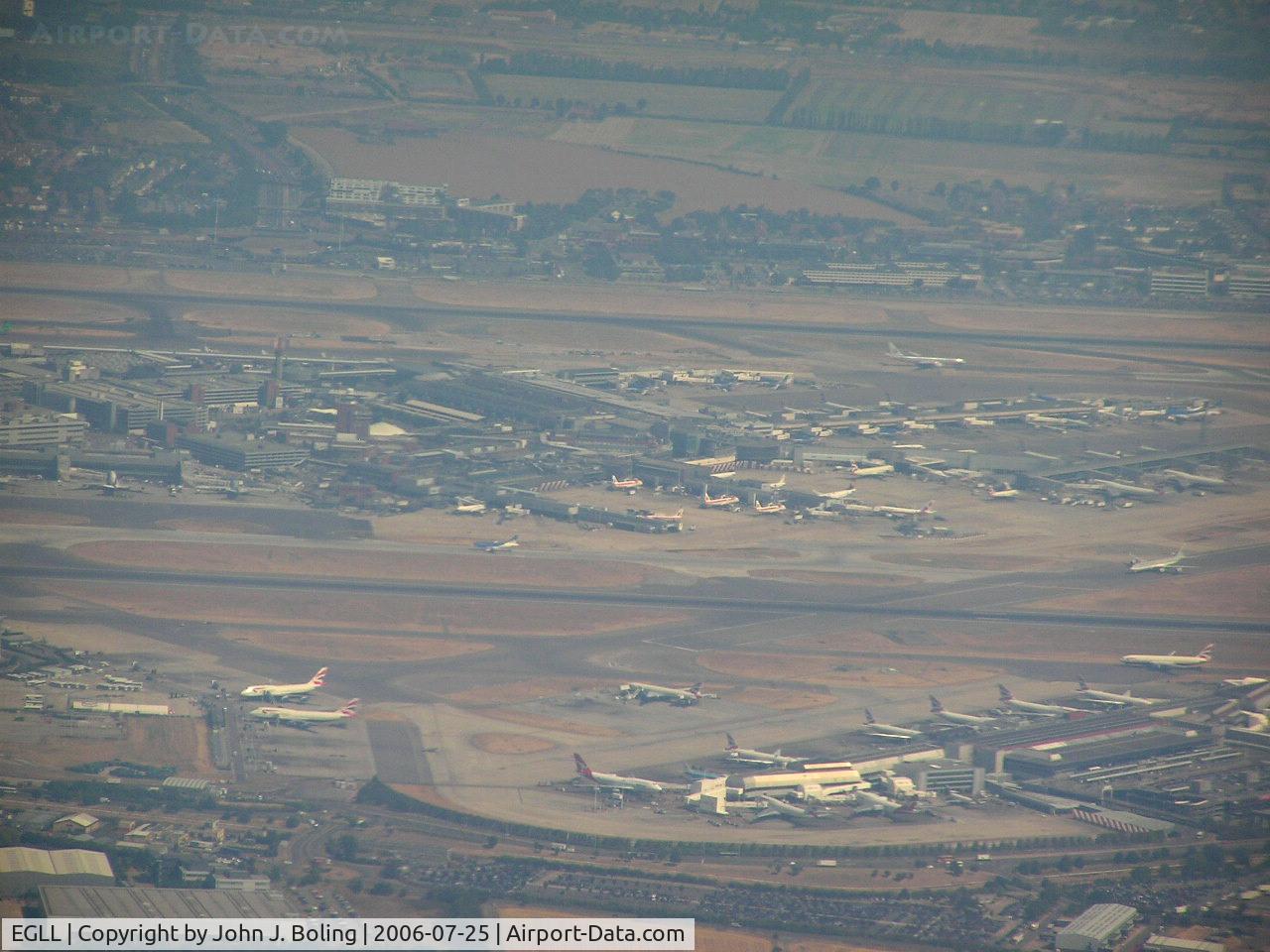 London Heathrow Airport, London, England United Kingdom (EGLL) - Heathrow Airport looking north