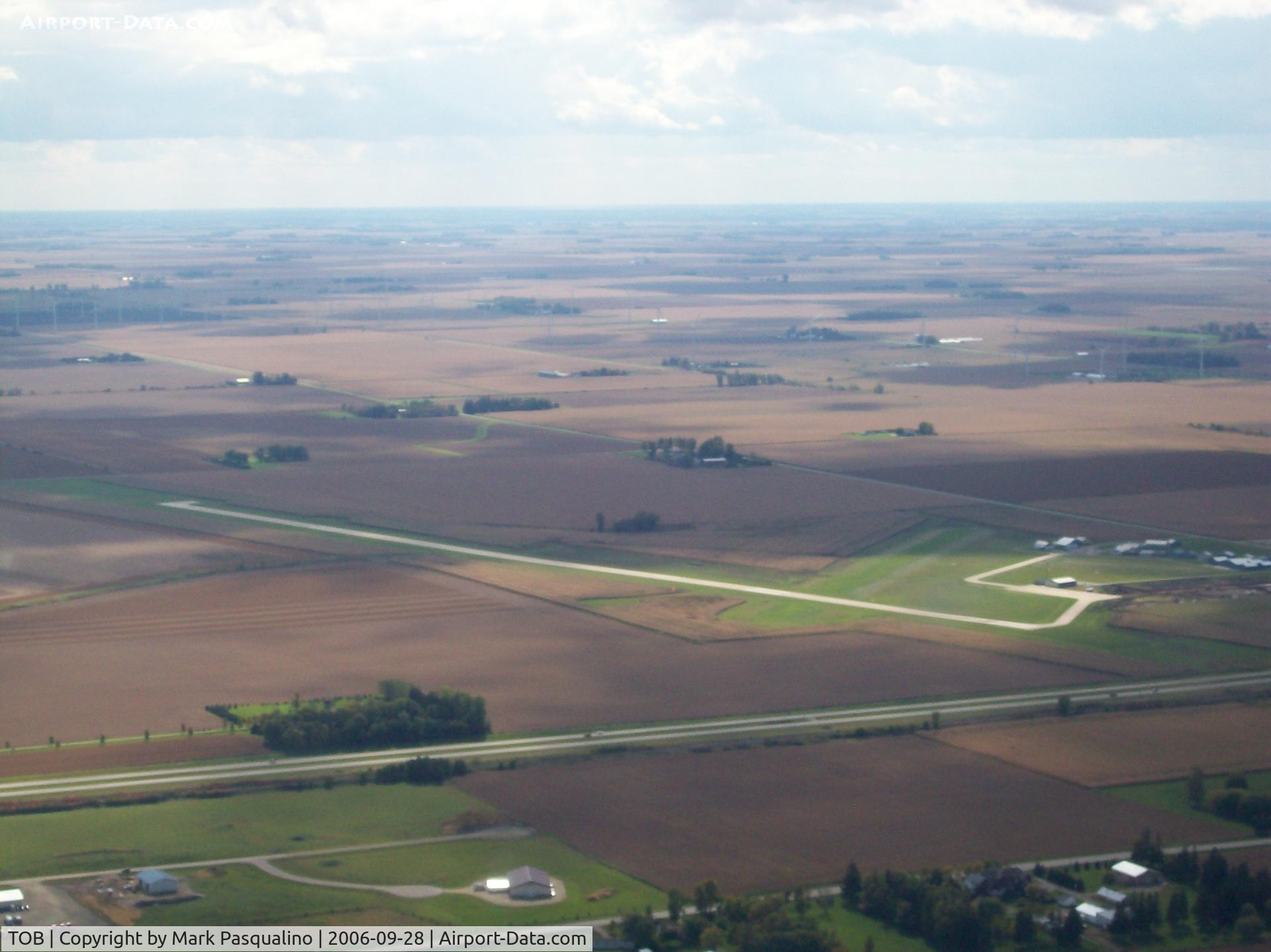 Dodge Center Airport (TOB) - Dodge Center, MN