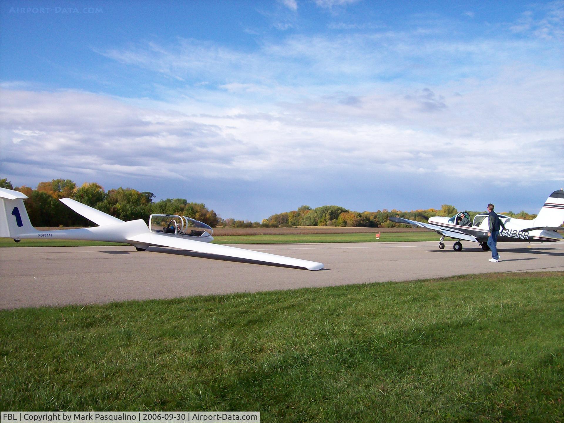 Faribault Municipal Airport (FBL) - Sailplane operations at Faribault,MN