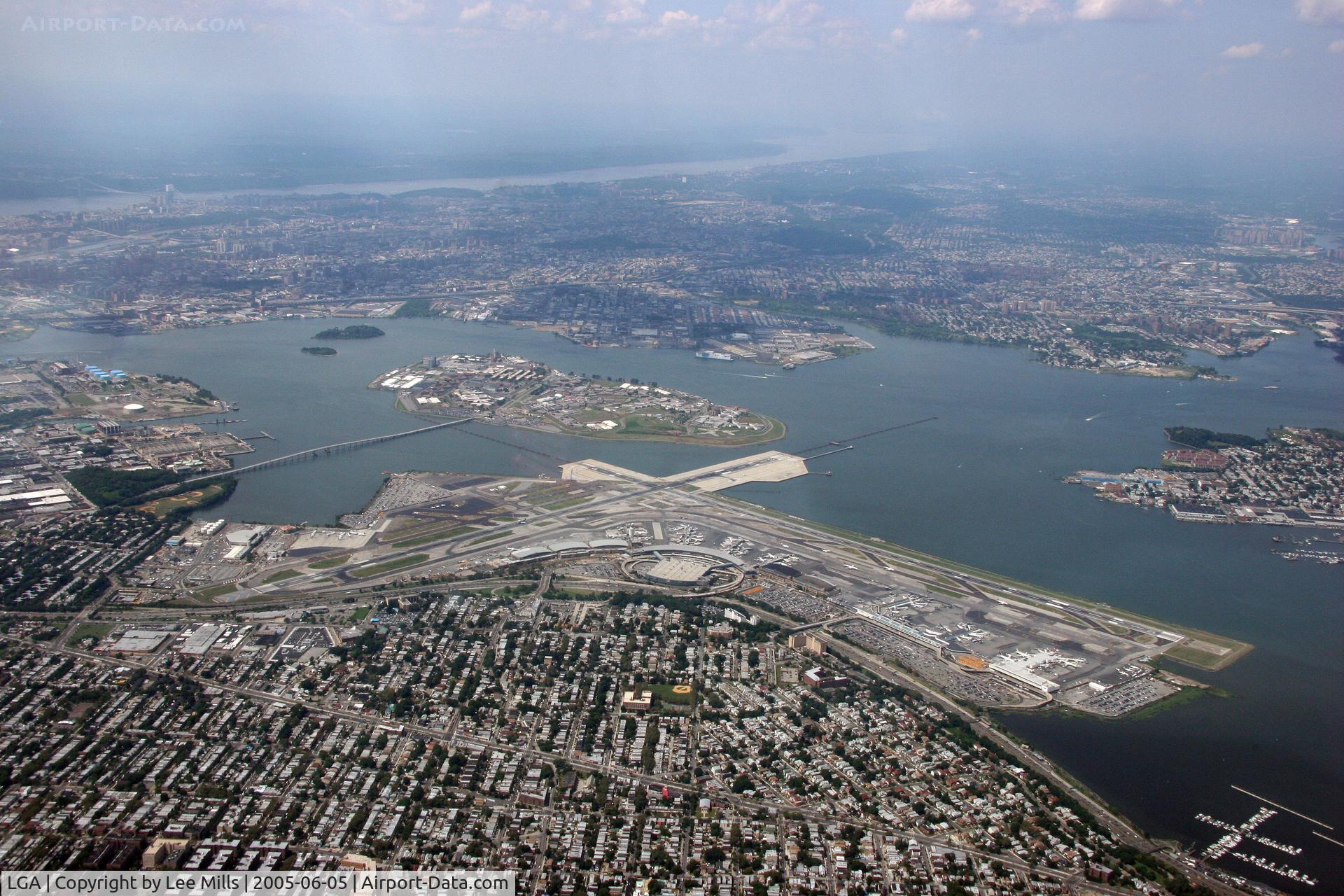 La Guardia Airport (LGA) - We are on vectors for a landing in LGA