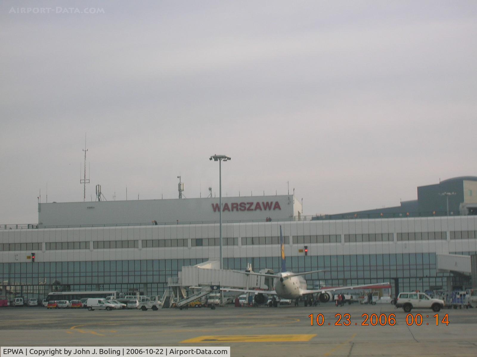 Warsaw Frederic Chopin Airport (formerly Okecie International Airport), Warsaw Poland (EPWA) - WARSZAWA (Warsaw, Poland) Airside of International Terminal