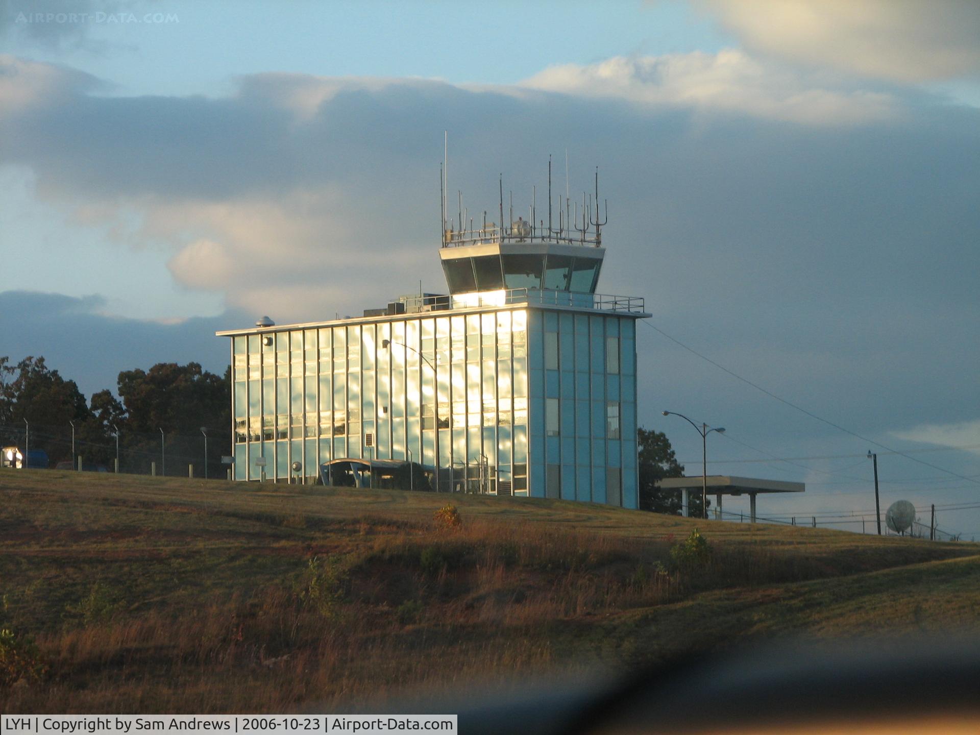 Lynchburg Rgnl/preston Glenn Fld Airport (LYH) - The Control Tower