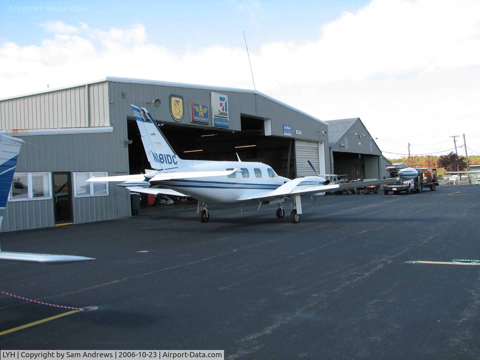 Lynchburg Rgnl/preston Glenn Fld Airport (LYH) - The FBO line at Virginia Aviation