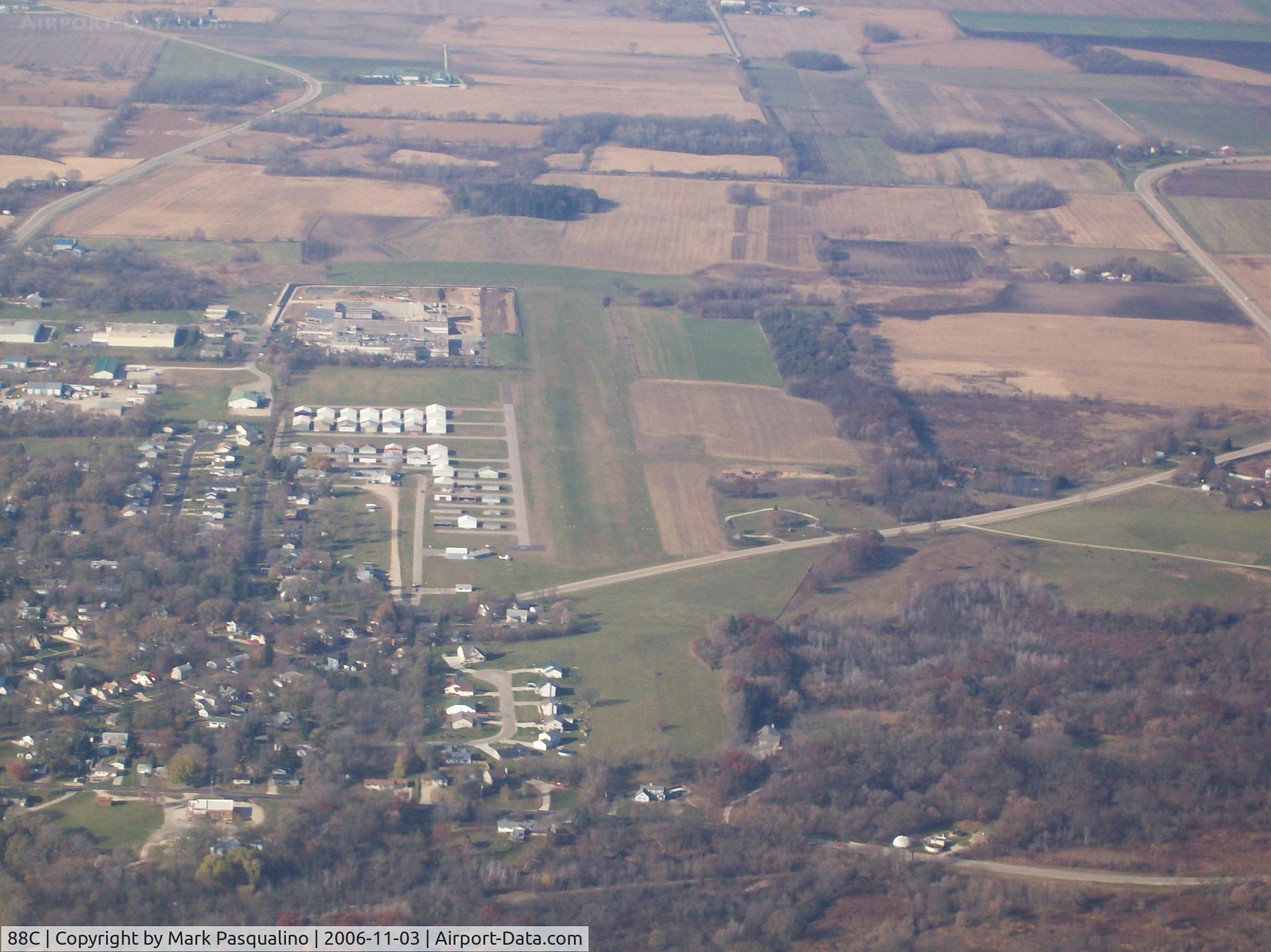 Palmyra Municipal Airport (88C) - Palmyra, WI