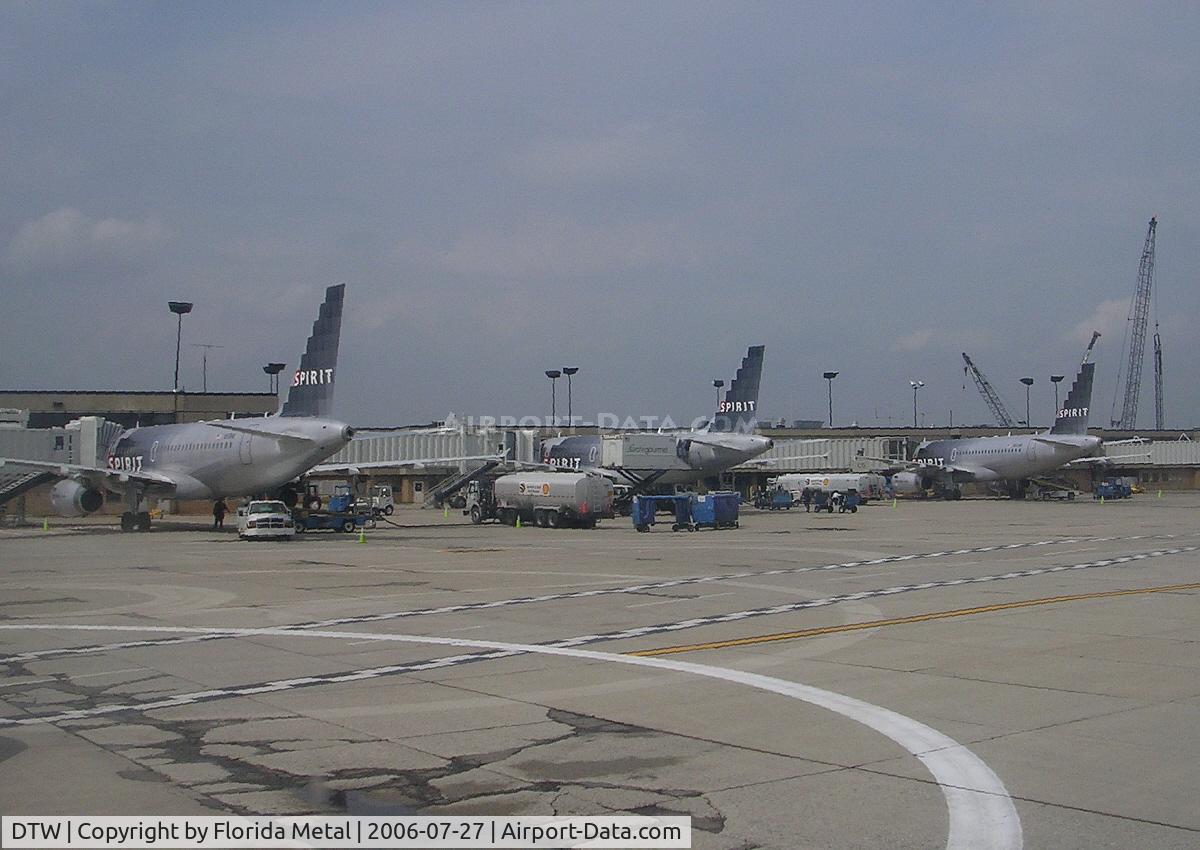 Detroit Metropolitan Wayne County Airport (DTW) - Spirit jets lined up at Concourse C in the Smith Terminal