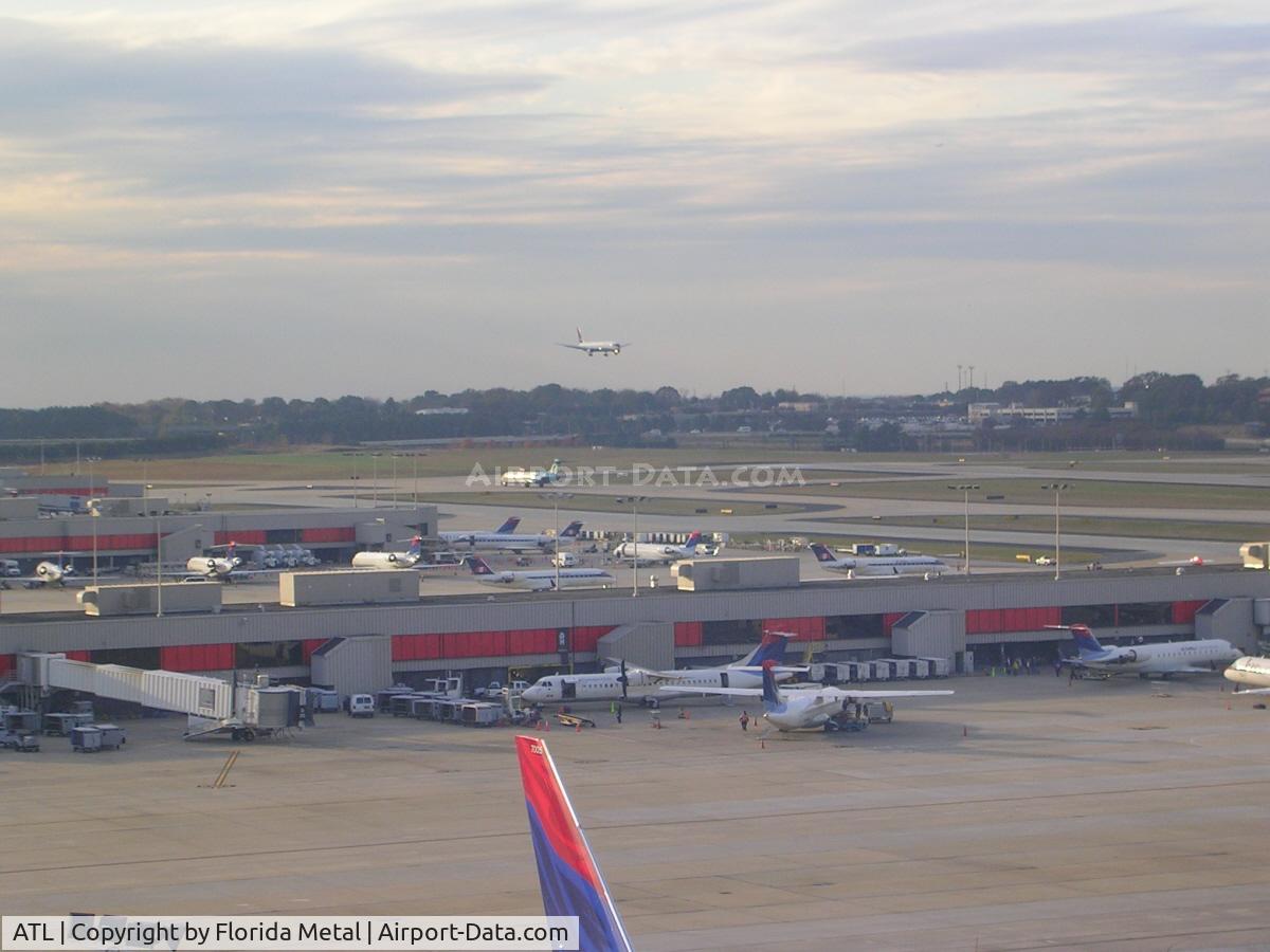 Hartsfield - Jackson Atlanta International Airport (ATL) - Concourse D from roof of E