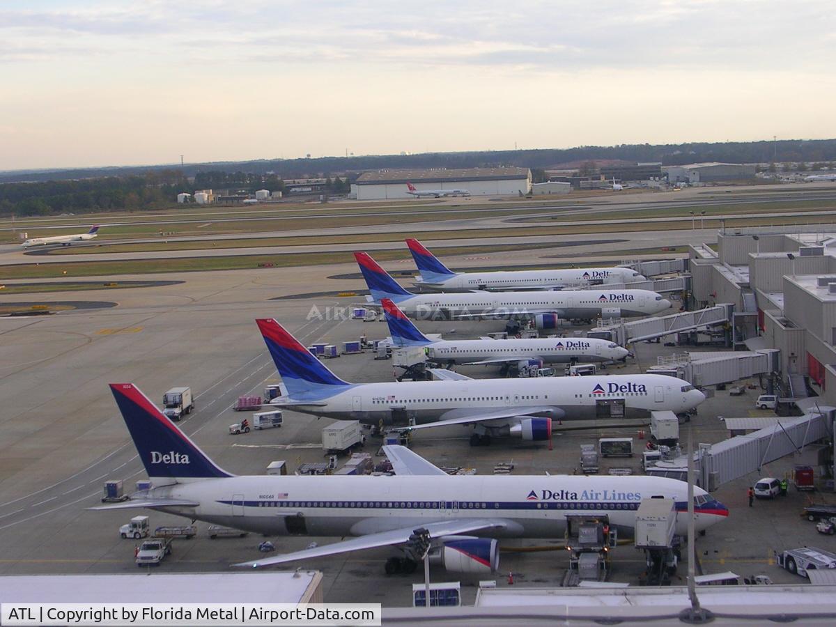 Hartsfield - Jackson Atlanta International Airport (ATL) - Concourse E