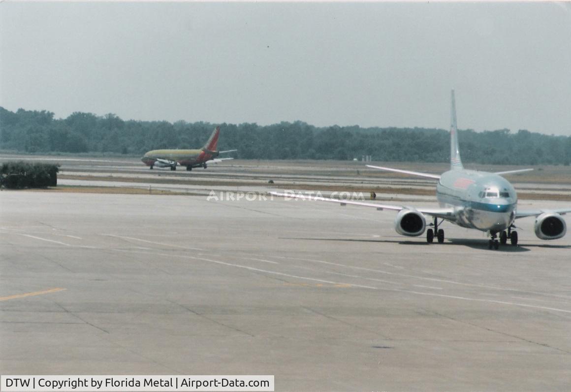 Detroit Metropolitan Wayne County Airport (DTW) - Piedmont at DTW in 1988