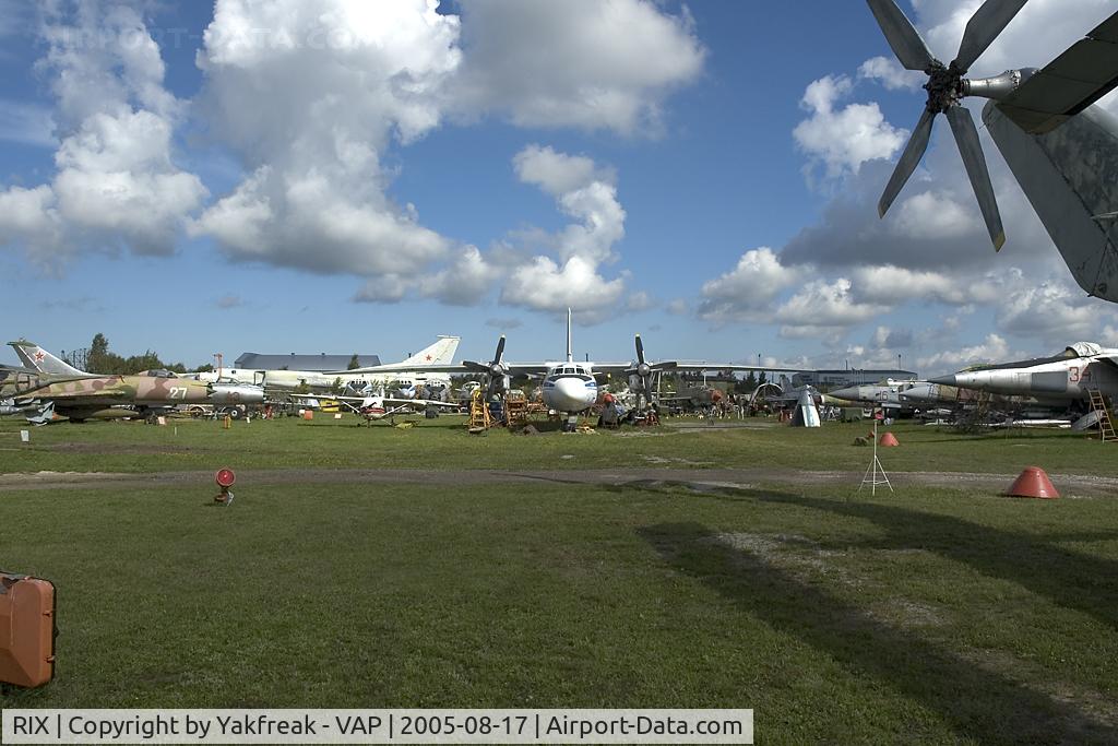 R?ga International Airport, R?ga Latvia (RIX) - Museum