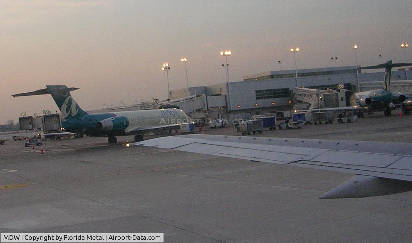 Chicago Midway International Airport (MDW) - Evening at Chicago Midway